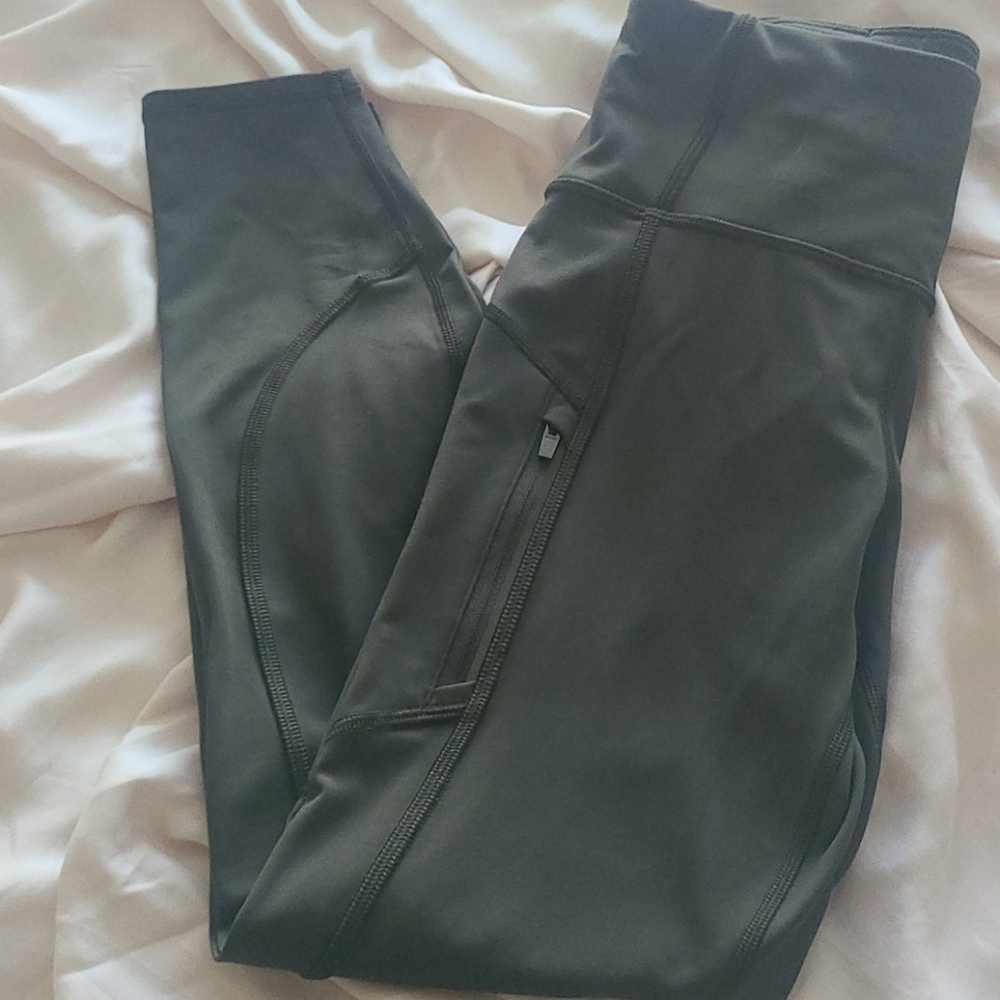 Like New Athleta Rainier Tights